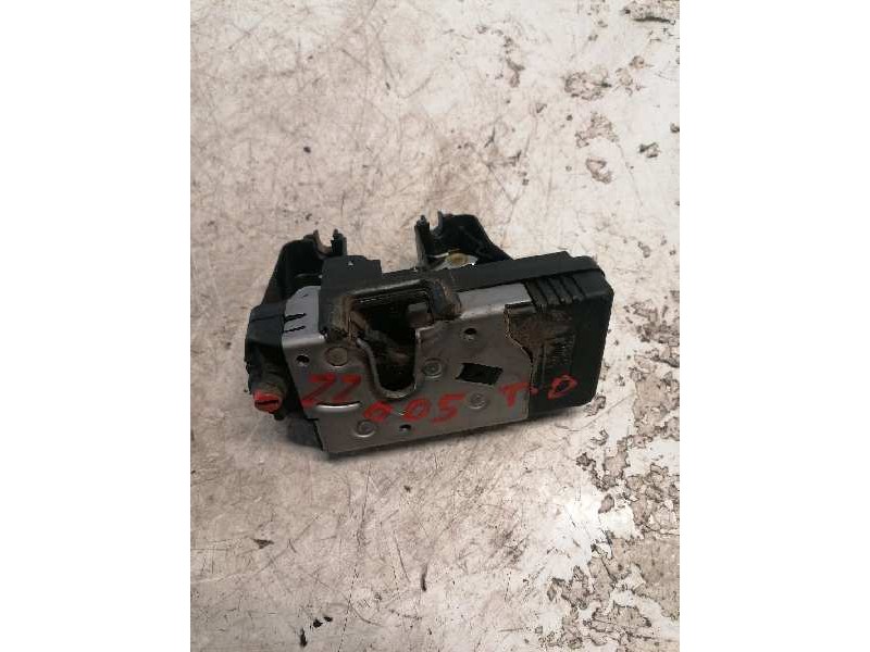 Recambio de cerradura puerta trasera derecha para opel astra g berlina club referencia OEM IAM 24414135 3 PINS 