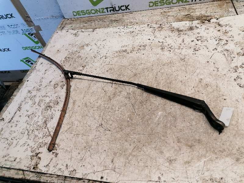 Recambio de brazo limpia delantero derecho para peugeot 407 sw sport referencia OEM IAM   