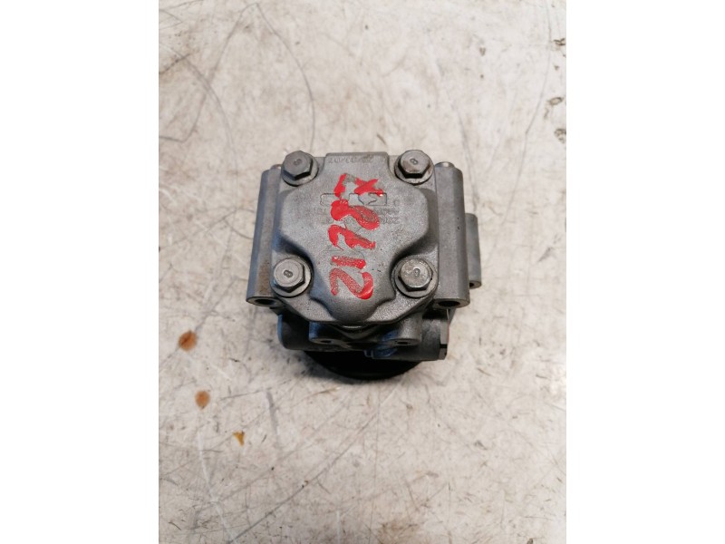 Recambio de bomba servodireccion para ford fiesta (cbk) ambiente referencia OEM IAM 2S6CC13A696CF  