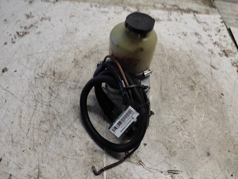 Recambio de bomba servodireccion para opel astra h berlina cosmo referencia OEM IAM 1040085003094D0  
