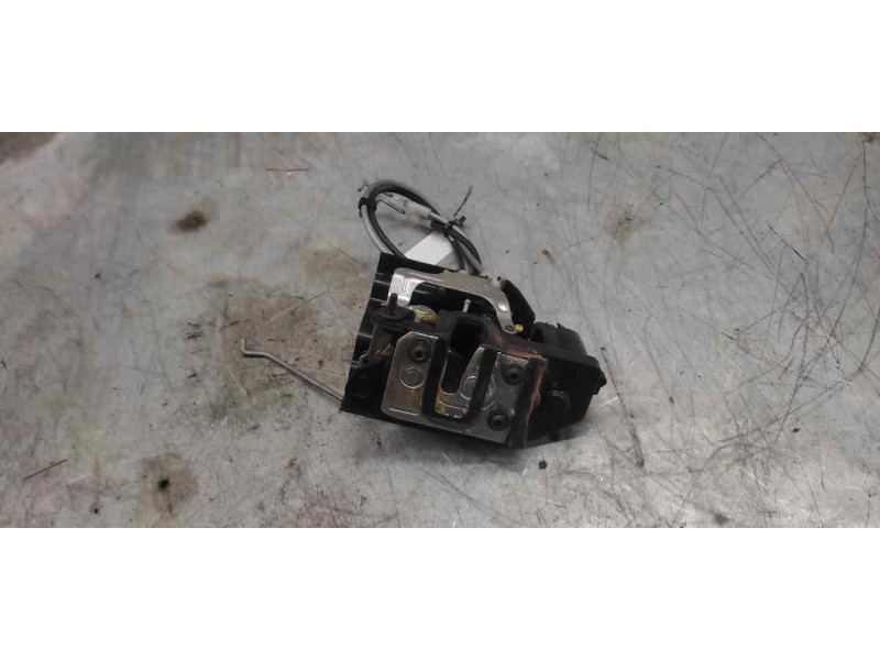Recambio de cerradura puerta trasera derecha para ssangyong kyron 270 xdi limited 4wd referencia OEM IAM   4 PINS