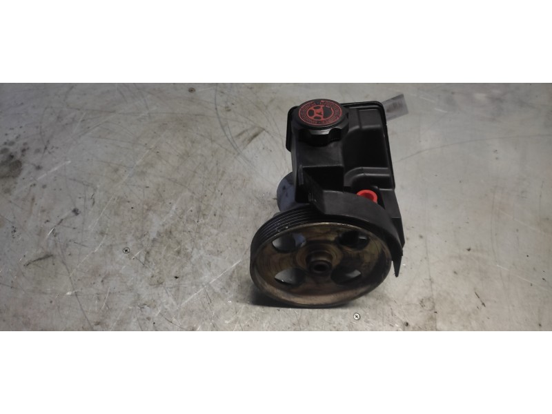 Recambio de bomba servodireccion para peugeot partner (s2) rancho plus referencia OEM IAM 9641267380 137 DIAMETRO POLEA 
