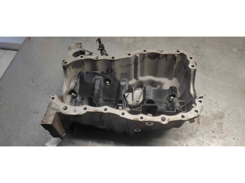 Recambio de carter para renault scenic ii 1.5 dci diesel referencia OEM IAM 8200384326  