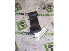 Recambio de cinturon seguridad delantero derecho para nissan trucks atleon 130.21 referencia OEM IAM  CENTRAL  2