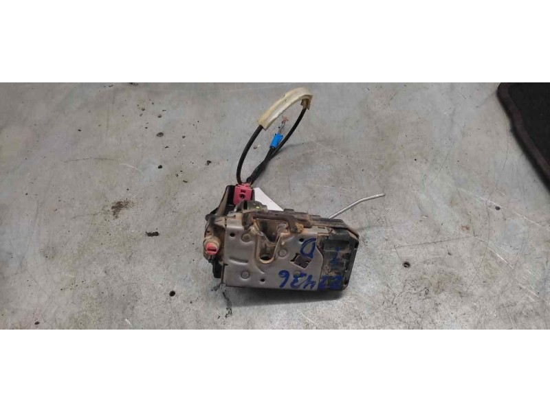 Recambio de cerradura puerta trasera derecha para opel zafira b cosmo referencia OEM IAM 13210739 4 PINS 