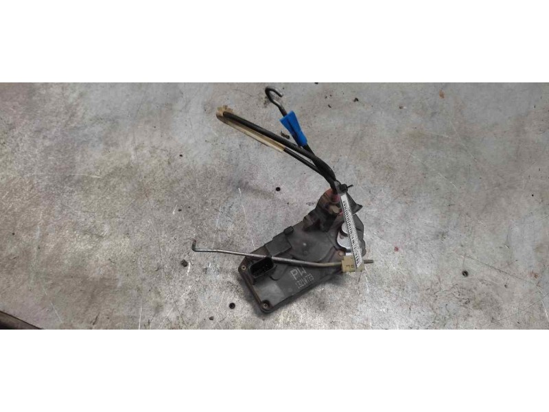 Recambio de cerradura puerta trasera derecha para opel zafira b cosmo referencia OEM IAM 13210739 4 PINS 
