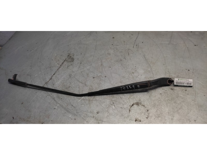 Recambio de brazo limpia delantero derecho para mazda 3 berlina (bk) 1.6 crdt active referencia OEM IAM   