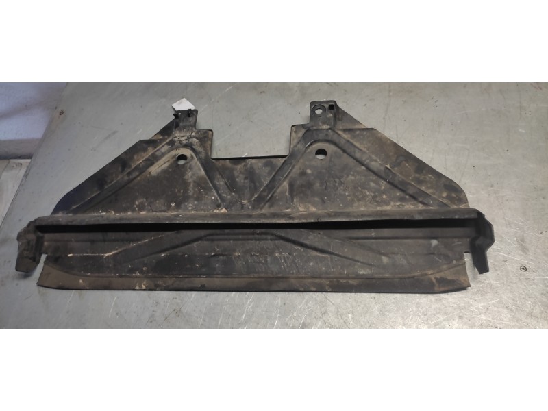 Recambio de cubrecarter para bmw serie 3 touring (e91) 320i referencia OEM IAM 51757128503  