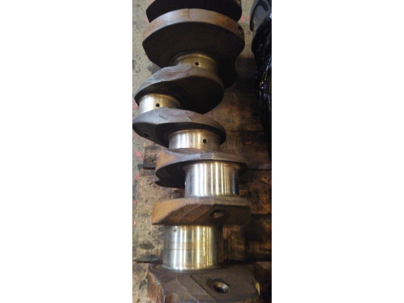 Recambio de cigueñal para iveco eurostar (ld) fsa  (ld 440 e 42 4x2) gran espacio referencia OEM IAM 98475017  