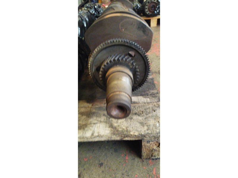 Recambio de cigueñal para iveco eurostar (ld) fsa  (ld 440 e 42 4x2) gran espacio referencia OEM IAM 98475017  