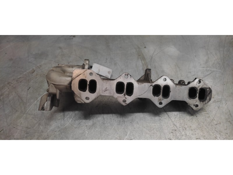 Recambio de colector admision para renault master kofferaufbau l3h1 3,5t referencia OEM IAM 8200915216  