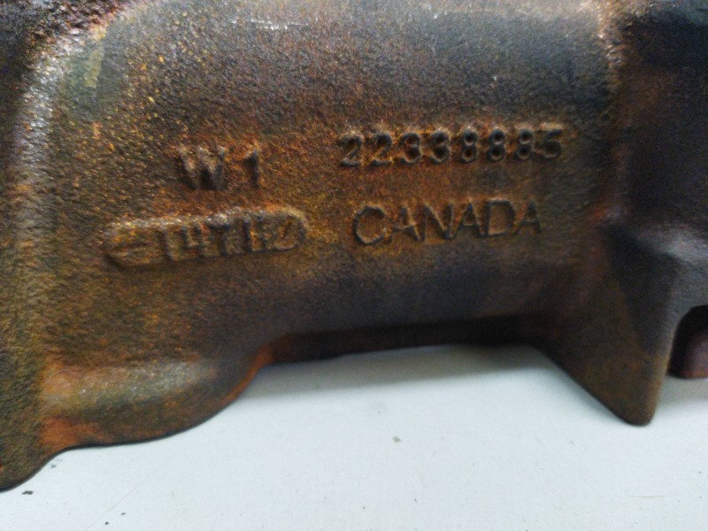 Recambio de colector escape para renault midlum referencia OEM IAM 22338885  