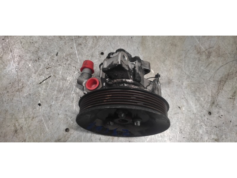 Recambio de bomba servodireccion para mercedes-benz vito (w638) combi 112 cdi (638.194) referencia OEM IAM 7692353311  