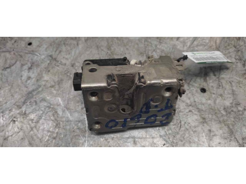 Recambio de cerradura puerta trasera derecha para dacia logan laureate referencia OEM IAM   2 PINS