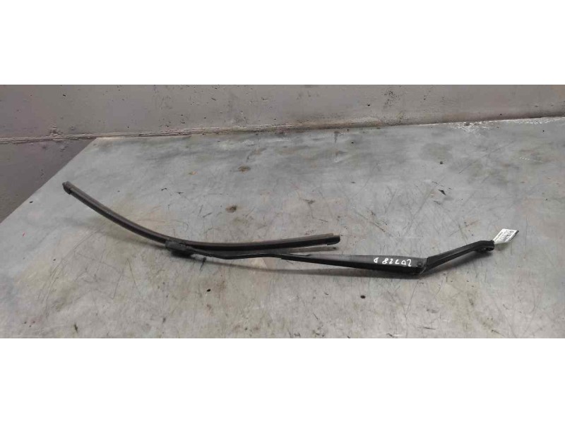 Recambio de brazo limpia delantero derecho para citroën c4 lim. seduction referencia OEM IAM   