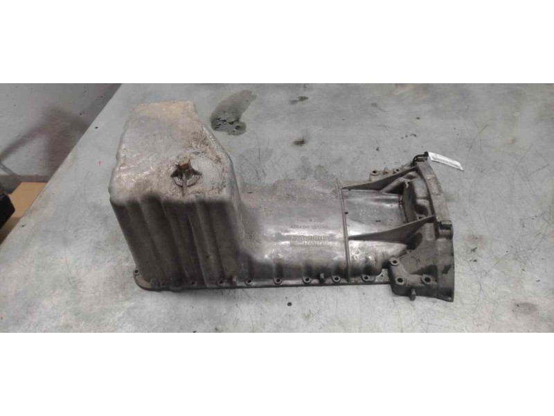 Recambio de carter para ssangyong actyon sports 2.0 td cat referencia OEM IAM A6640101013  