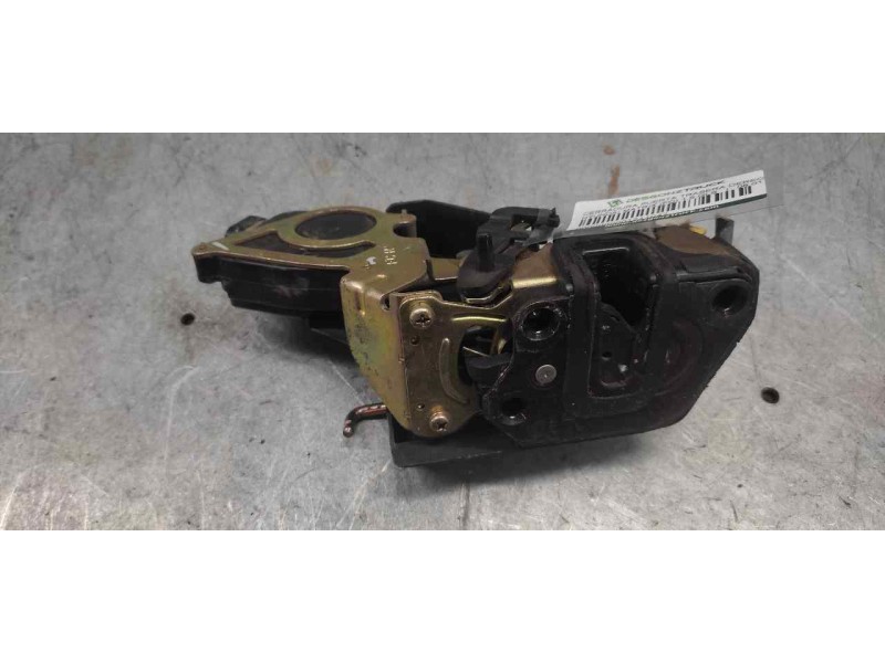 Recambio de cerradura puerta trasera derecha para hyundai matrix (fc) 1.6 gls referencia OEM IAM   5 PINS