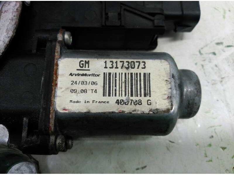 Recambio de elevalunas delantero izquierdo para opel corsa c blue line referencia OEM IAM 13222279 09113365 