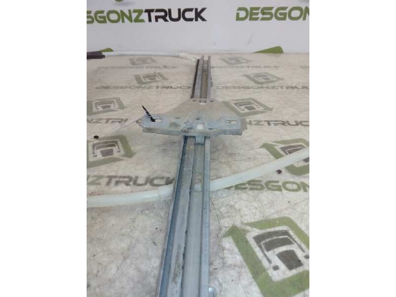 Recambio de elevalunas delantero izquierdo para renault trucks mascott 90 (86cv) referencia OEM IAM   