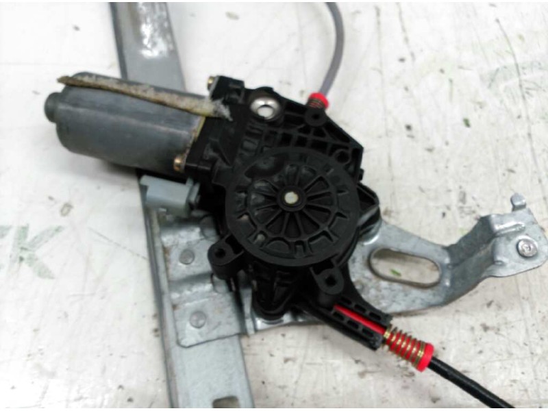 Recambio de elevalunas delantero izquierdo para peugeot 206 berlina xt referencia OEM IAM   