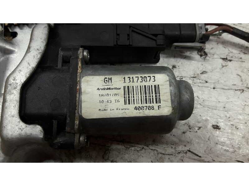Recambio de elevalunas delantero izquierdo para opel zafira b 1.9 cdti referencia OEM IAM 13173073  
