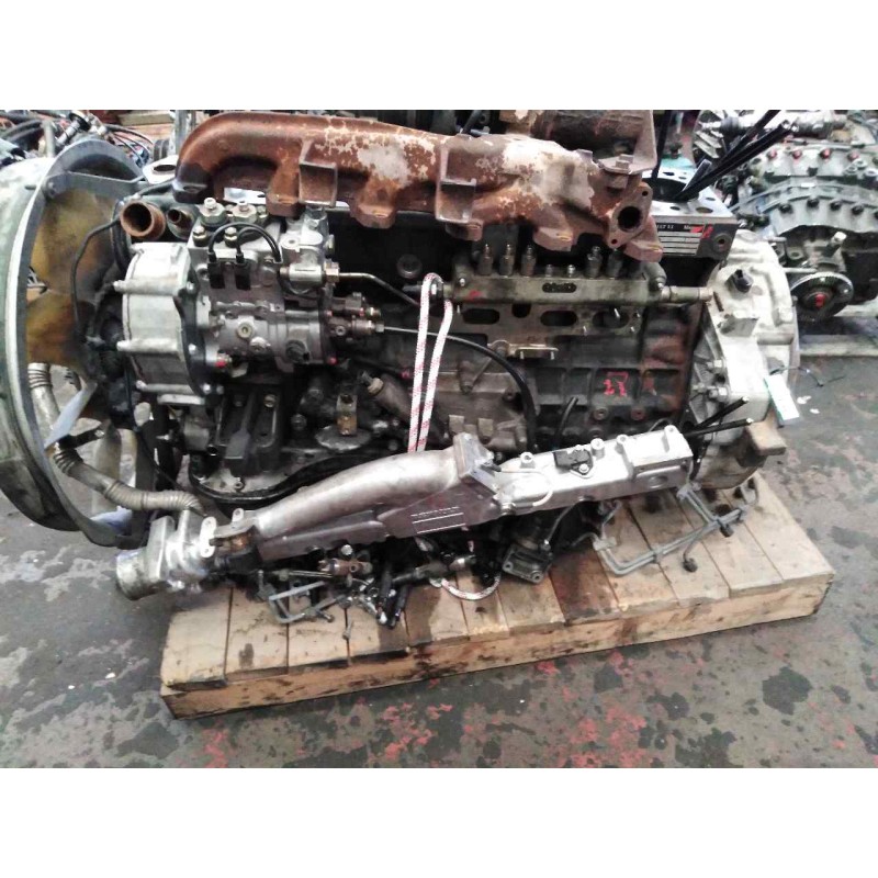 Recambio de despiece motor para renault hd 250.18 premium e2 fg modelo 250.18 184 kw cabina para dormir referencia OEM IAM DCI6A