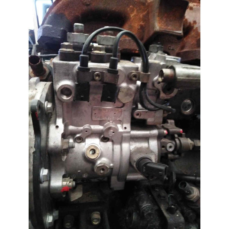 Recambio de despiece motor para renault hd 250.18 premium e2 fg modelo 250.18 184 kw cabina para dormir referencia OEM IAM DCI6A