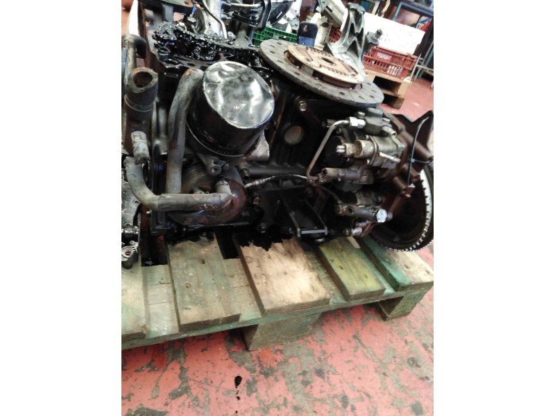 Recambio de despiece motor para renault maxity fg 130.35/45 referencia OEM IAM YD25  