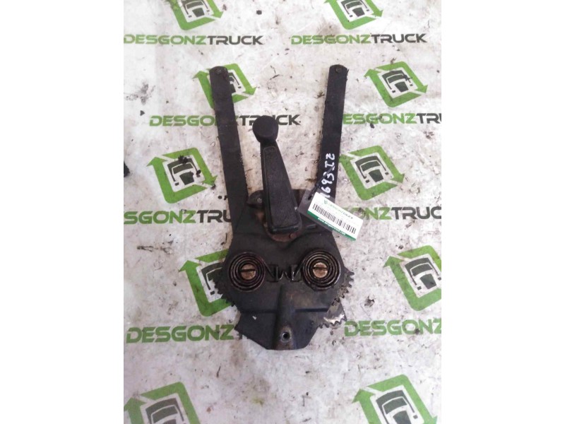 Recambio de elevalunas delantero izquierdo para renault trucks dg 260.20 referencia OEM IAM  MANUAL 