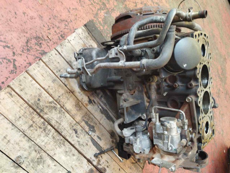 Recambio de despiece motor para nissan cabstar 09.06 2.5 diesel referencia OEM IAM YD25  