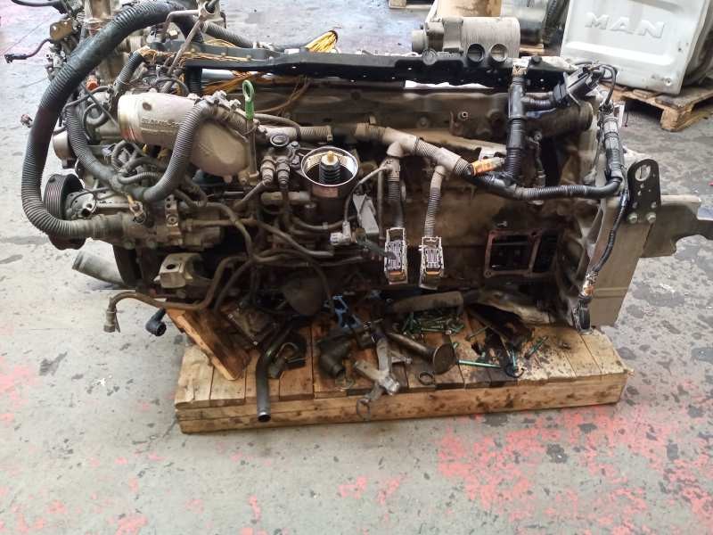 Recambio de despiece motor para man tgx 18.xxx 12.4 diesel referencia OEM IAM D2676LF26 51536773103677 