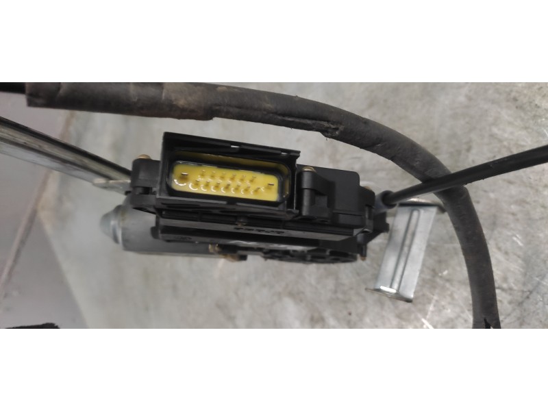 Recambio de elevalunas delantero izquierdo para ford galaxy (vy) 1.9 tdi cat referencia OEM IAM   15 PINS