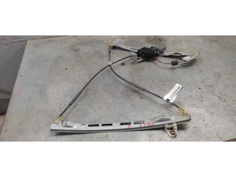 Recambio de elevalunas delantero izquierdo para peugeot 206 berlina gti referencia OEM IAM   2 PINS