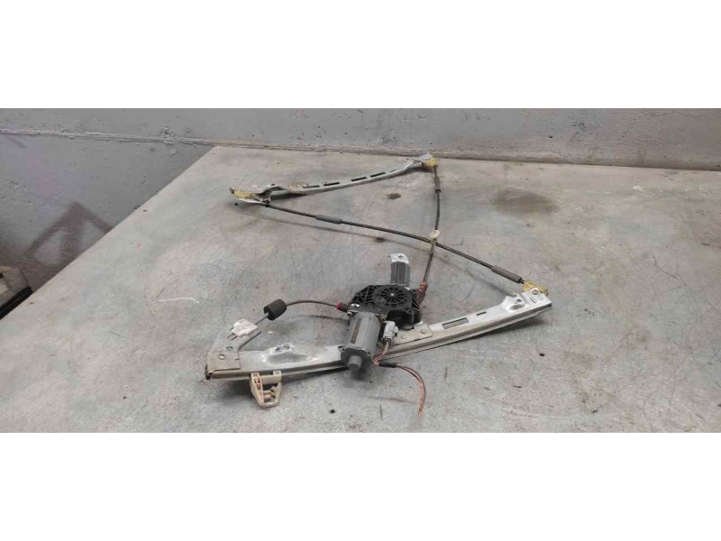 Recambio de elevalunas delantero izquierdo para peugeot 206 berlina gti referencia OEM IAM   2 PINS