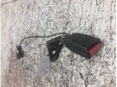 Recambio de enganche cinturon trasero izquierdo para peugeot 207 xs pack referencia OEM IAM    2