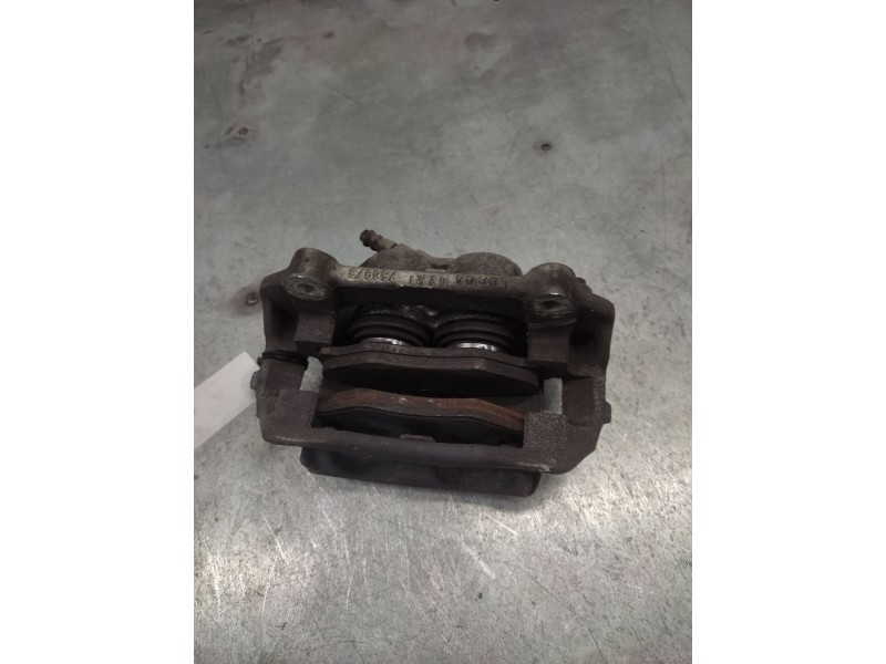 Recambio de pinza freno delantera derecha para renault trafic combi (ab 4.01) 1.9 diesel referencia OEM IAM   