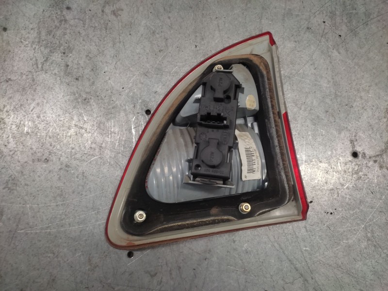 Recambio de piloto trasero izquierdo interior para ford galaxy (vy) ghia referencia OEM IAM   