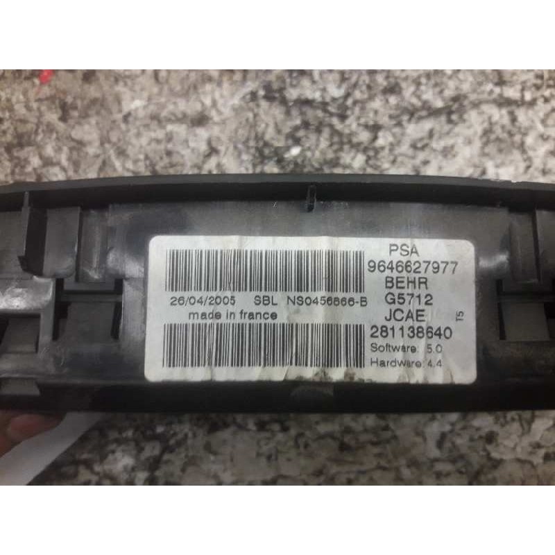 Recambio de mando climatizador para peugeot 307 (s1) xs referencia OEM IAM 9646627977 281138640 26/6/6 PINS