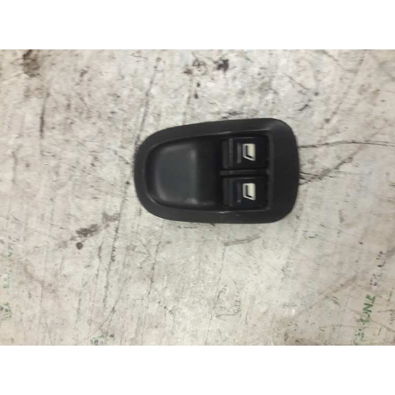 Recambio de mando elevalunas delantero izquierdo para peugeot 306 berlina 3/4/5 puertas (s2) style referencia OEM IAM   
