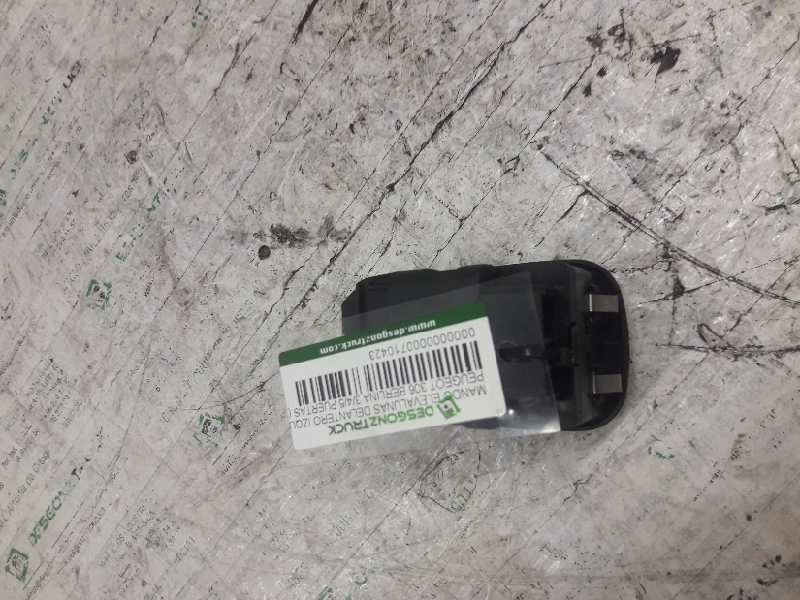 Recambio de mando elevalunas delantero izquierdo para peugeot 306 berlina 3/4/5 puertas (s2) style referencia OEM IAM   