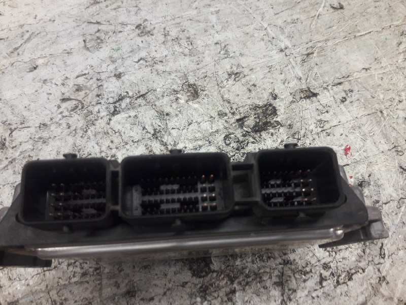 Recambio de centralita motor uce para peugeot 206+ básico referencia OEM IAM 0281010707 9647158080 1039S00914