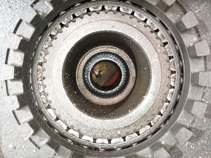 Recambio de grupo para volvo trucks b12b referencia OEM IAM dss1228b ratio 2.64 / 14x37 20719278