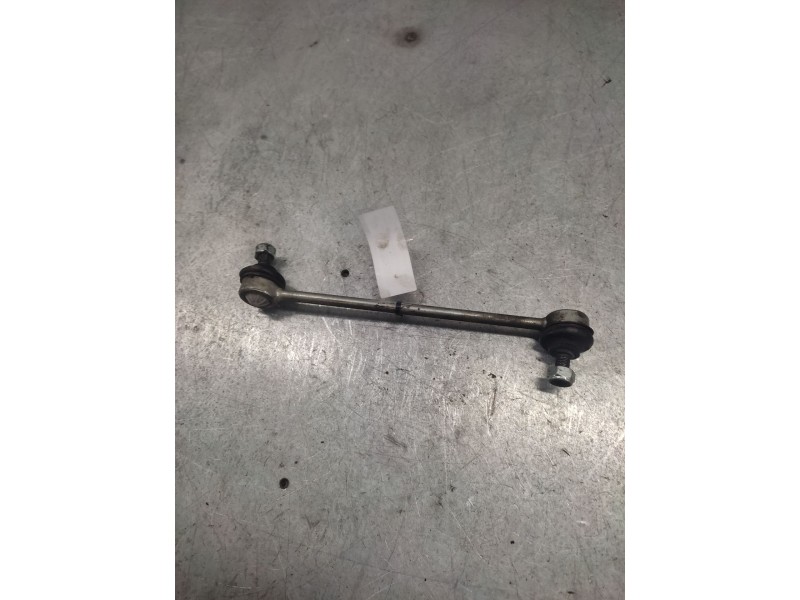 Recambio de bieleta barra estabilizadora delantera para ford focus berlina (cak) ambiente referencia OEM IAM   