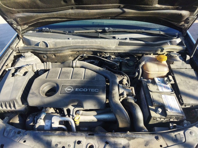 opel astra h berlina del año 2005