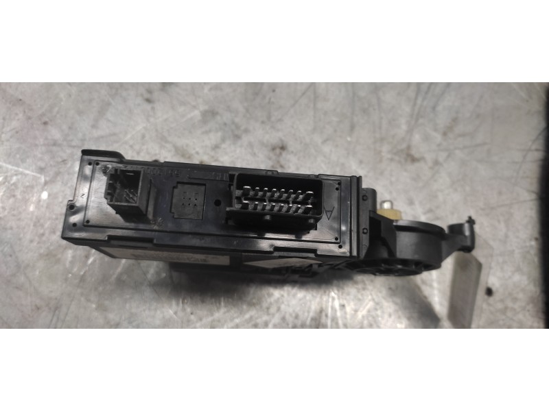 Recambio de motor elevalunas delantero derecho para peugeot 307 (s1) xs referencia OEM IAM 9634457480 990829101 
