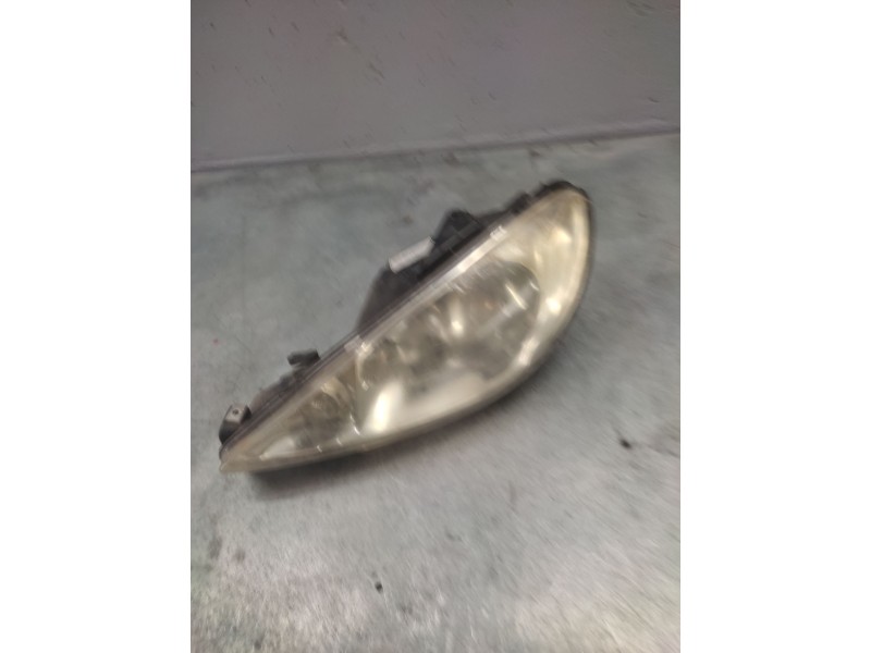 Recambio de faro izquierdo para peugeot 206 berlina xt referencia OEM IAM   