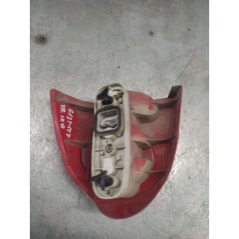 Recambio de piloto trasero izquierdo para renault twingo (co6) 1.2 authentique (c068/6c/6d) referencia OEM IAM   