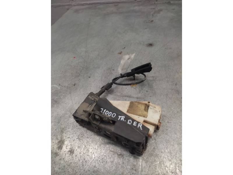 Recambio de cerradura puerta trasera derecha para ford galaxy (vy) ghia referencia OEM IAM 93BG220A20DD  6 PINS