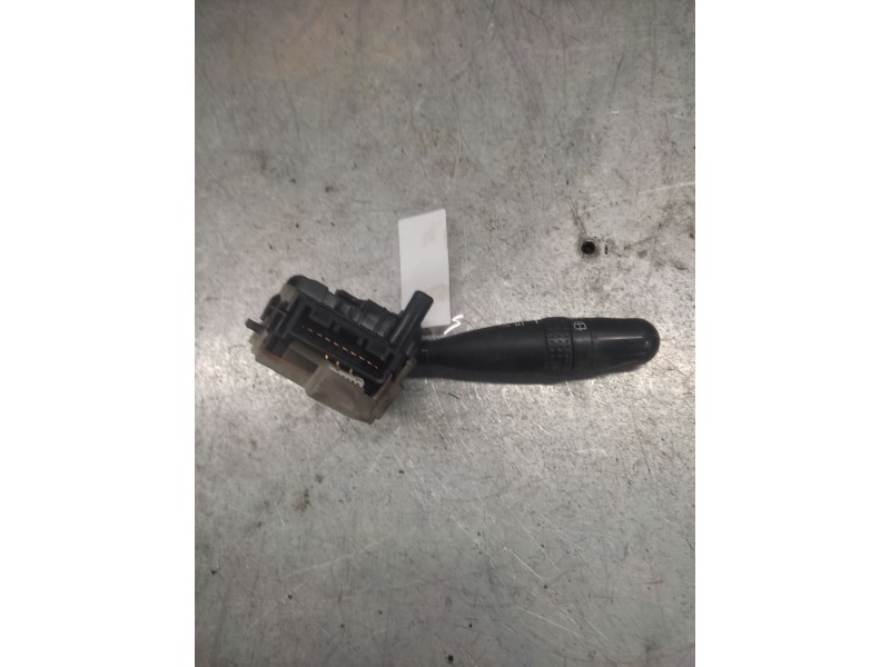 Recambio de mando limpia para toyota corolla (e12) 1.6 linea luna berlina referencia OEM IAM   