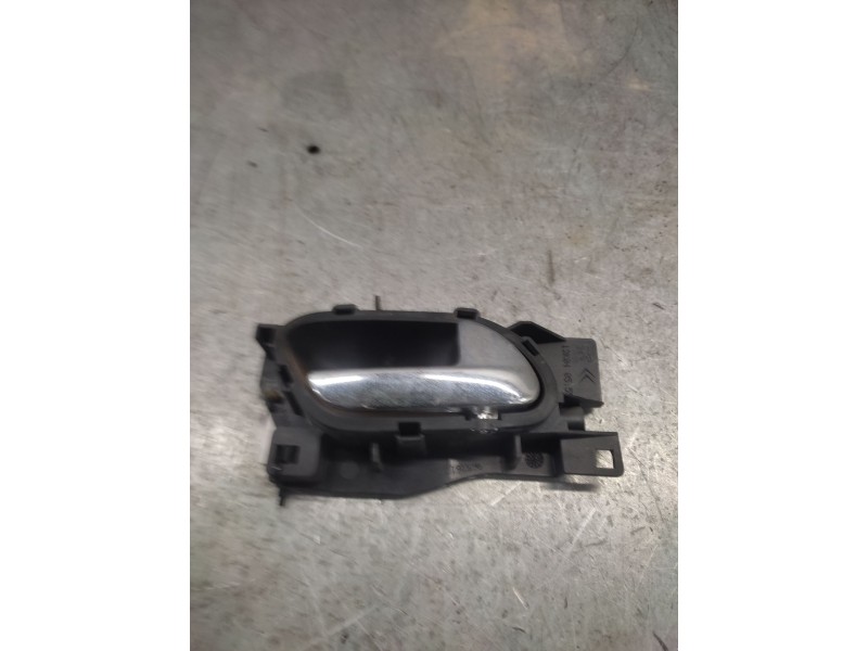 Recambio de maneta interior delantera derecha para peugeot 407 sr confort referencia OEM IAM   